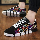 New Mens Casual Canvas Shoes Sneakers Lightweight Comfortable Graffiti Mens Shoes Zapatos De Hombre Kanye West Loafers aidase-shop